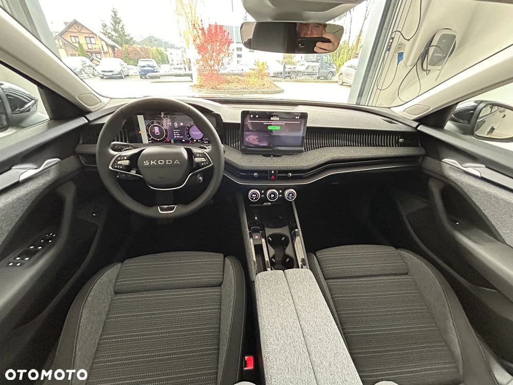 Skoda Superb 2.0 TSI Edition 130 DSG - 20