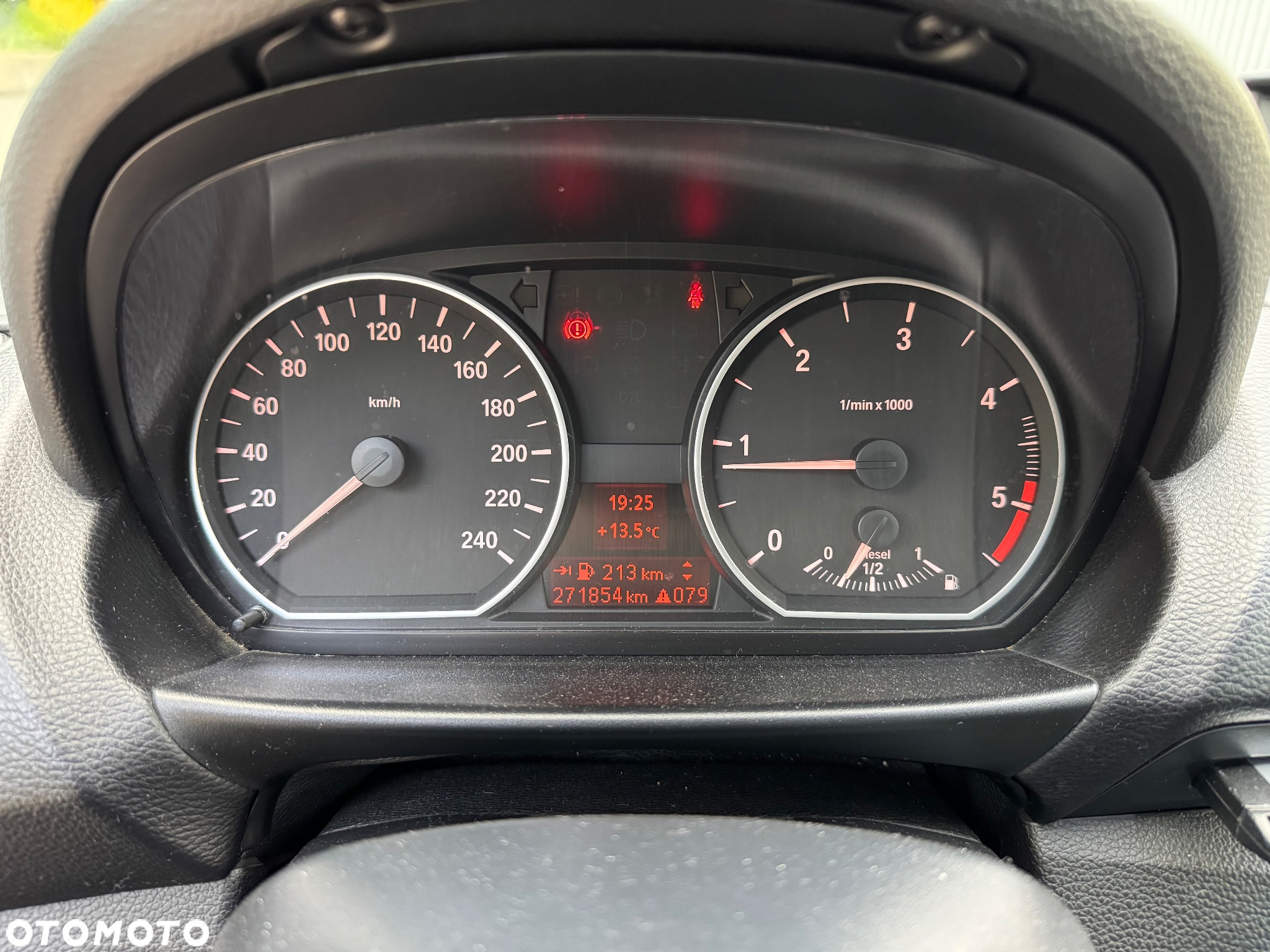 BMW Seria 1 116d - 12