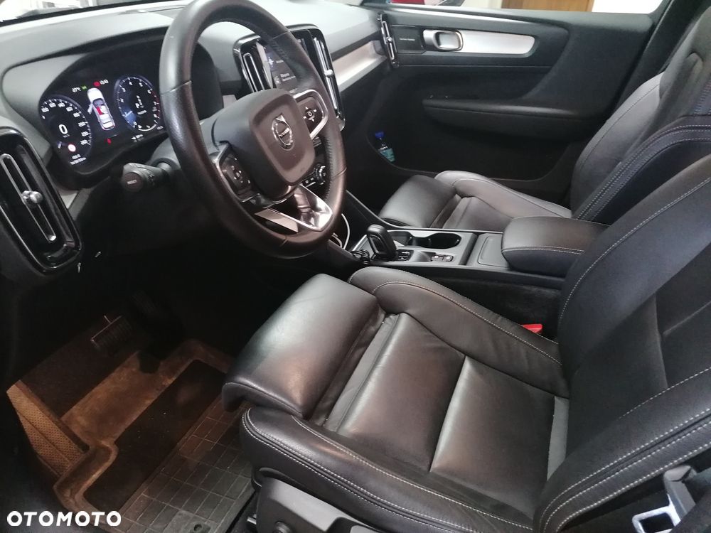 Volvo XC 40 - 5