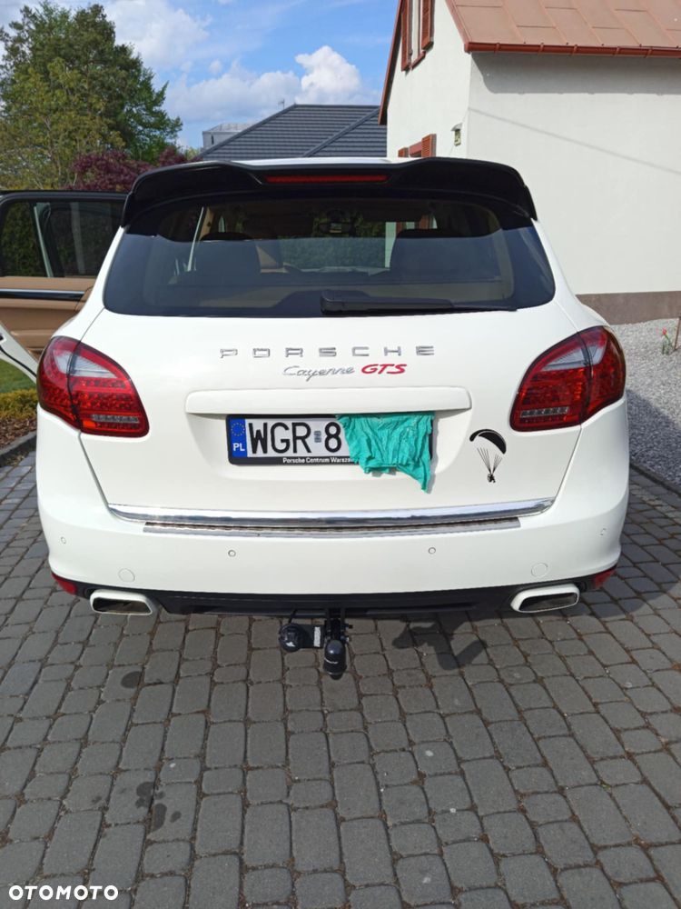 Porsche Cayenne - 2