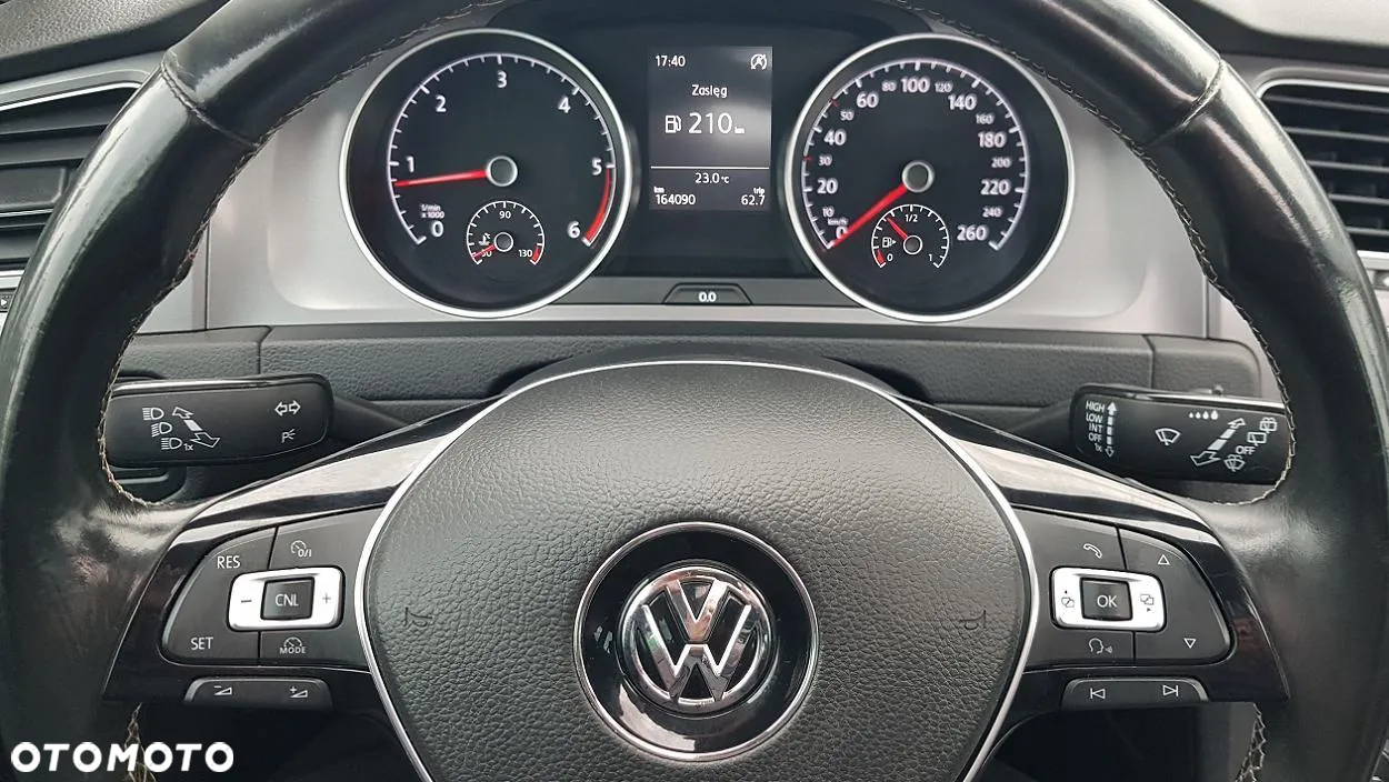 Volkswagen Golf Variant 2.0 TDI BlueMotion Technology Lounge - 32