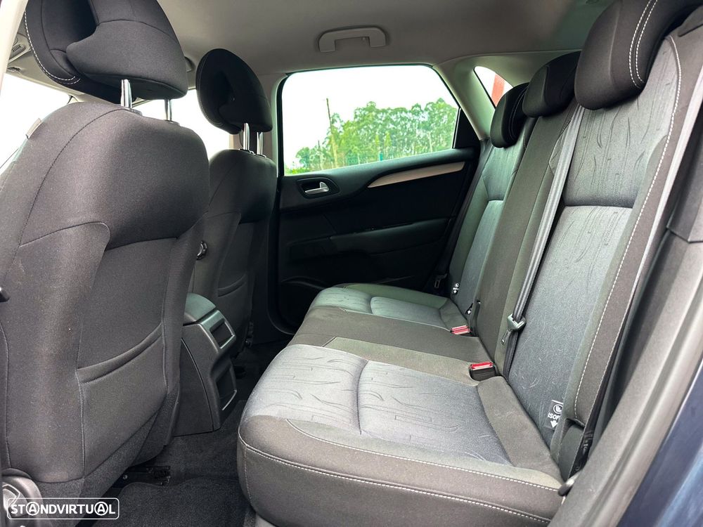 Citroën C4 1.6 HDi Attraction - 16