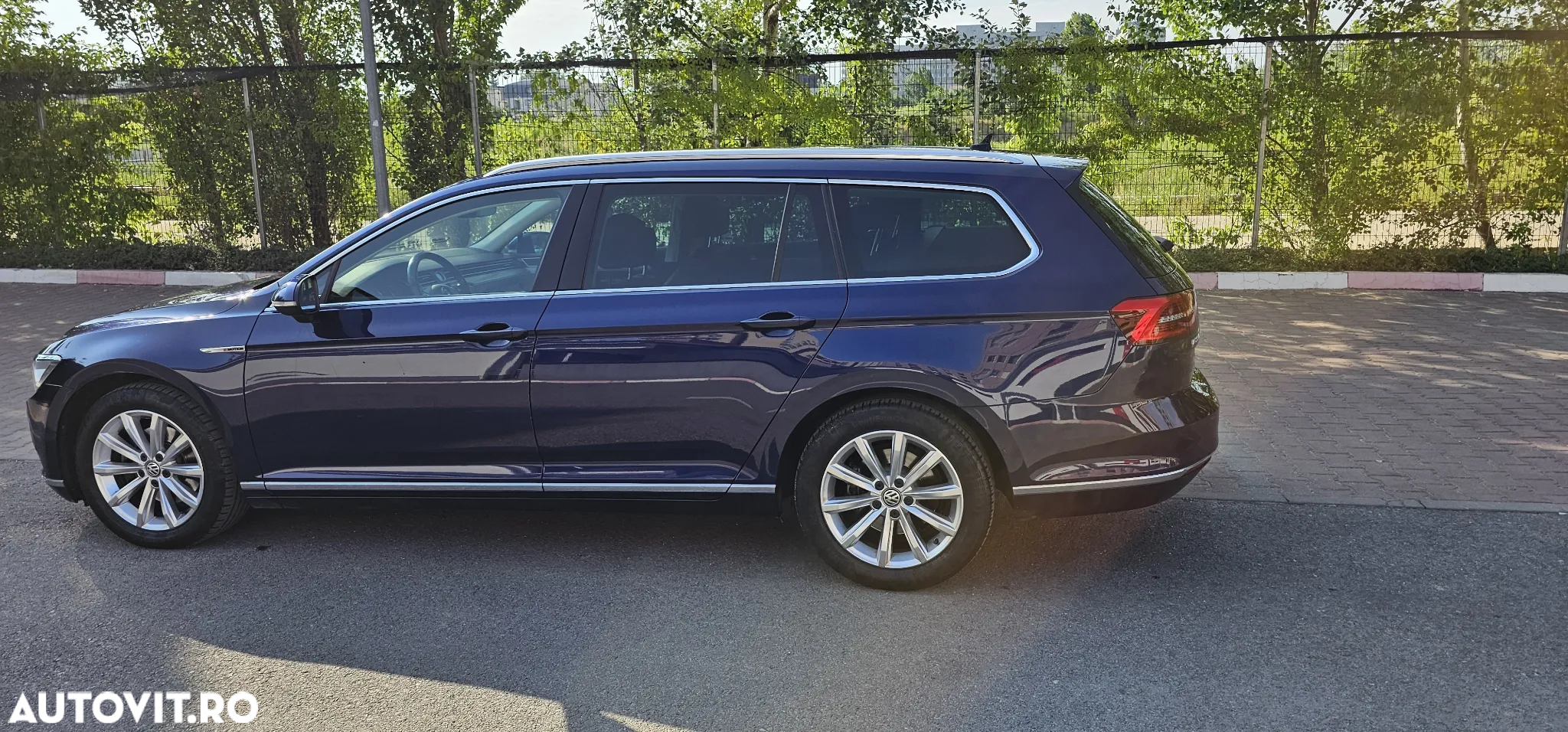 Volkswagen Passat Variant 2.0 TDI DSG 4Motion Highline - 4