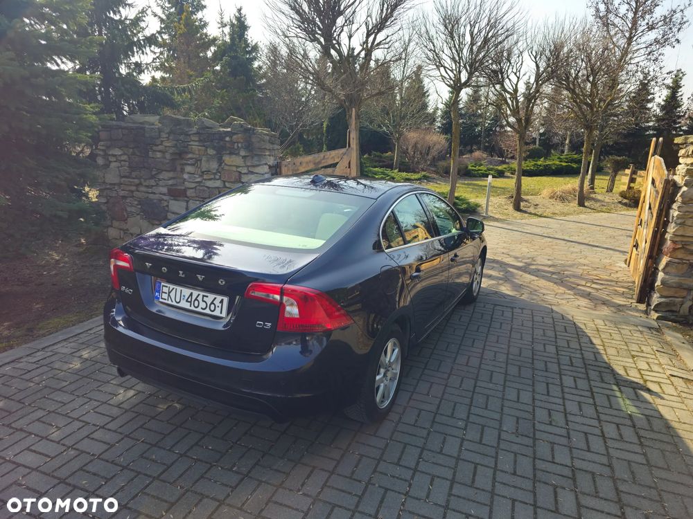 Volvo S60 D3 Drive-E Summum - 4