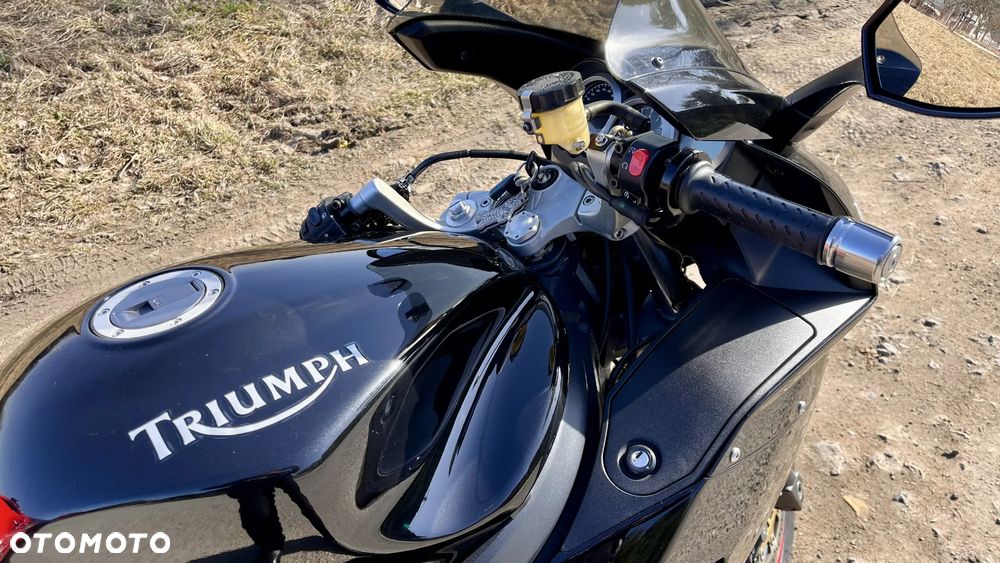 Triumph Sprint - 11