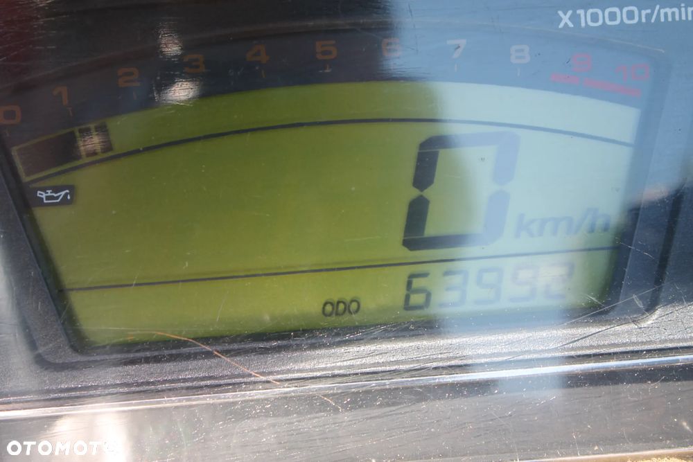 Suzuki Burgman - 7