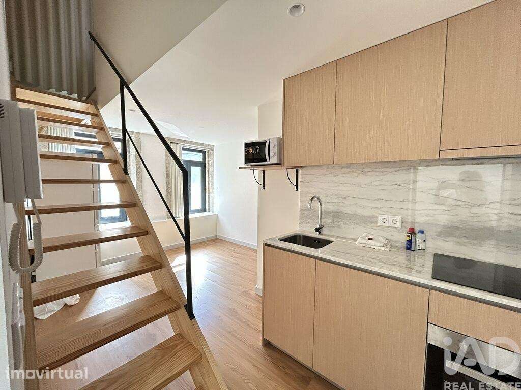 Casa / Villa T1 em Cedofeita, Santo Ildefonso, Sé, Miragaia, São Nicol - Grande imagem: 4/27