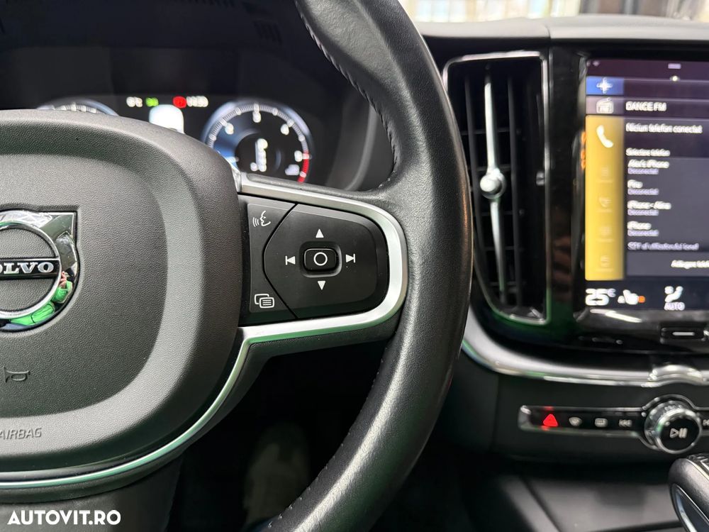 Volvo XC 60 D4 Momentum - 18