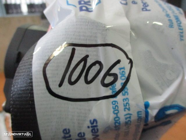 Pre-Tensor 8D0857706 AUDI A4 1999 FRT DRT - 3