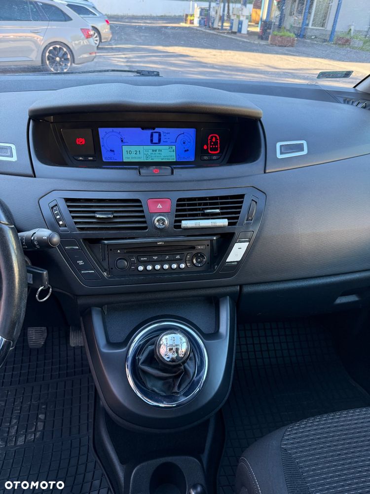 Citroën C4 Picasso - 13