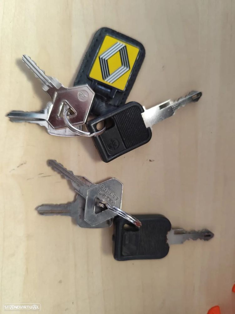 Renault 5 1.0 Campus - 13