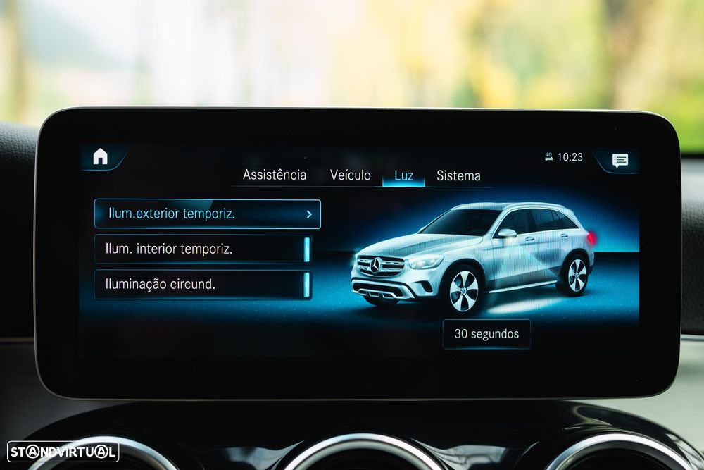 Mercedes-Benz GLC 300 de 4Matic 9G-TRONIC AMG Line Plus - 39