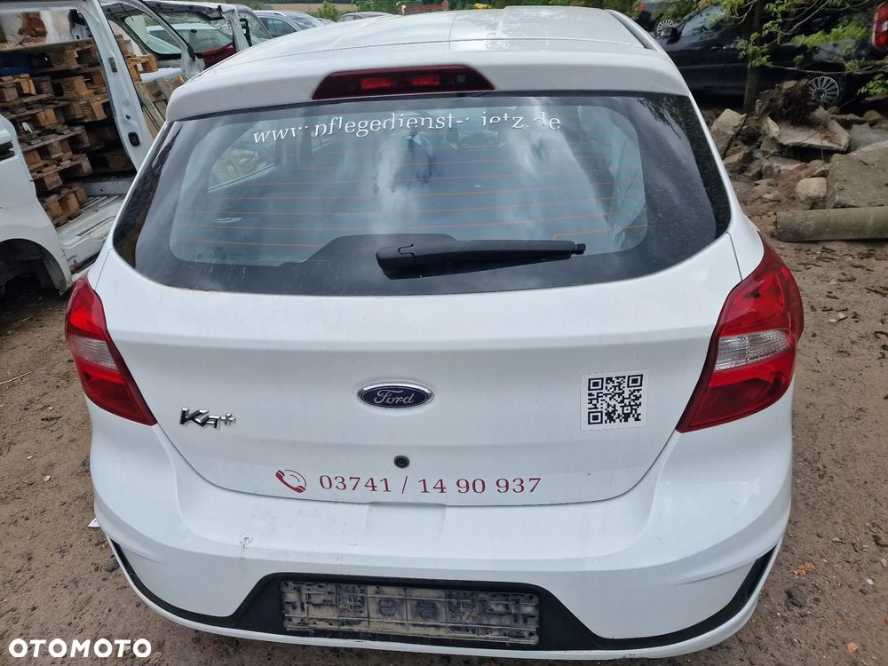 Klapa  tył  ford  ka  plus  lift  w  kolorze  KAF - 1