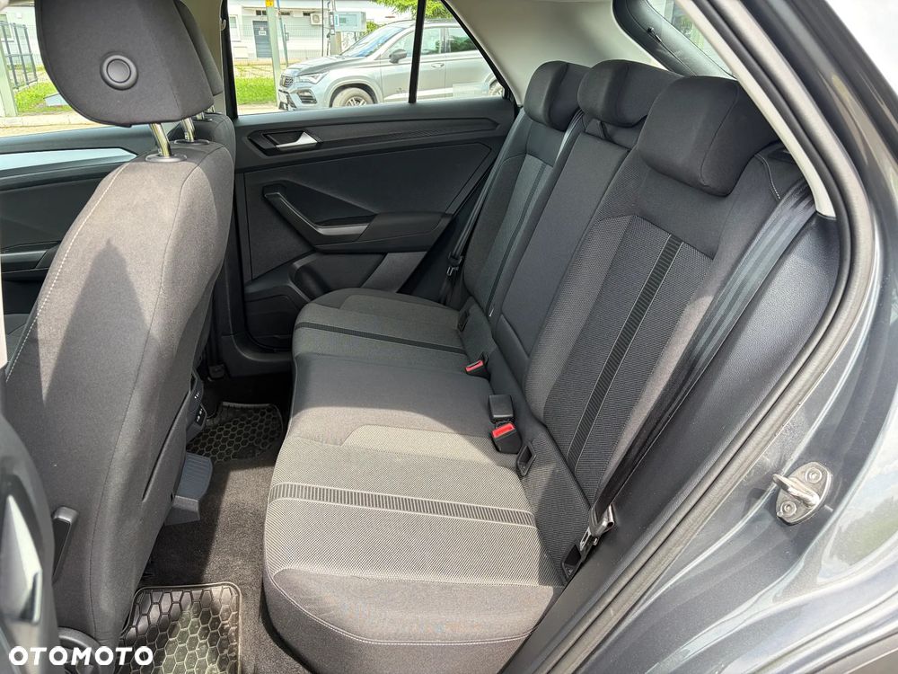 Volkswagen T-Roc 1.5 TSI Life - 25