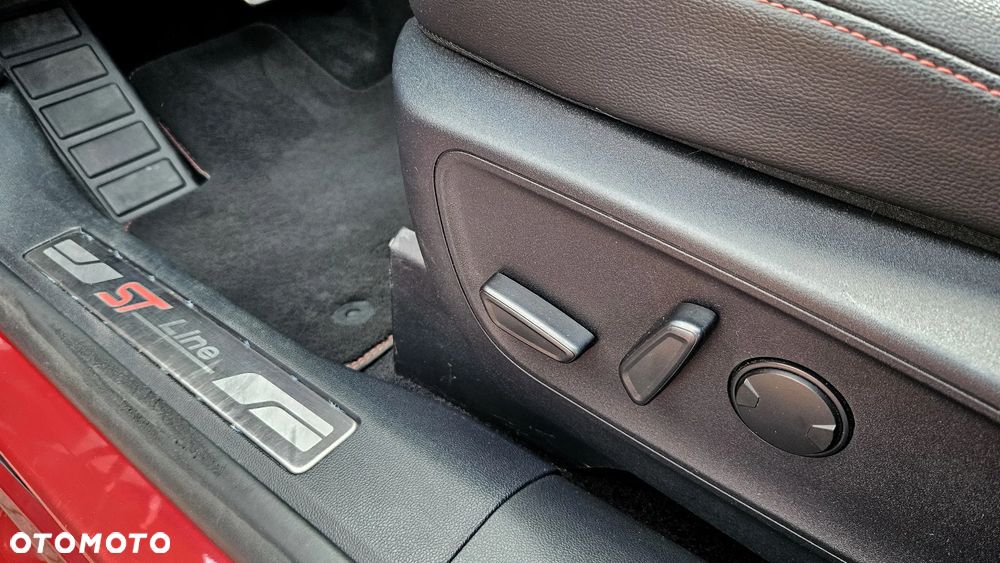 Ford Kuga 2.5P PHEV FWD ST-Line - 21