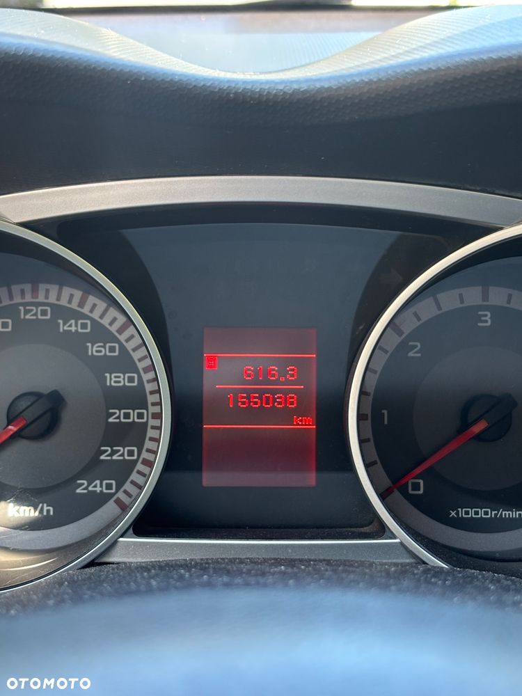 Mitsubishi Outlander 2.0 DI-D 4WD Intense - 13