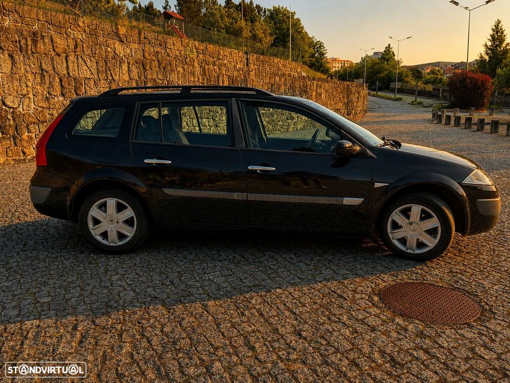 Renault Mégane 1.5 dCi Confort - 4