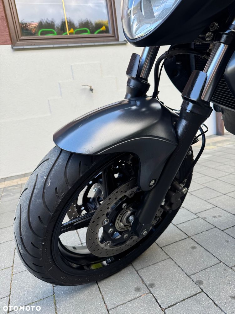 Suzuki Gladius - 15