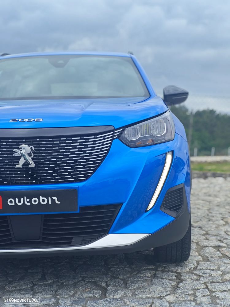 Peugeot 2008 1.2 PureTech Allure Pack EAT8 - 5