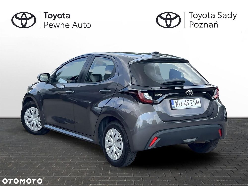 Toyota Yaris - 4