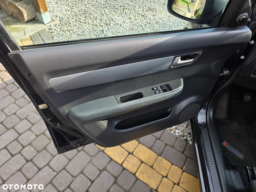 Suzuki Swift 1.3 Club dance - 13