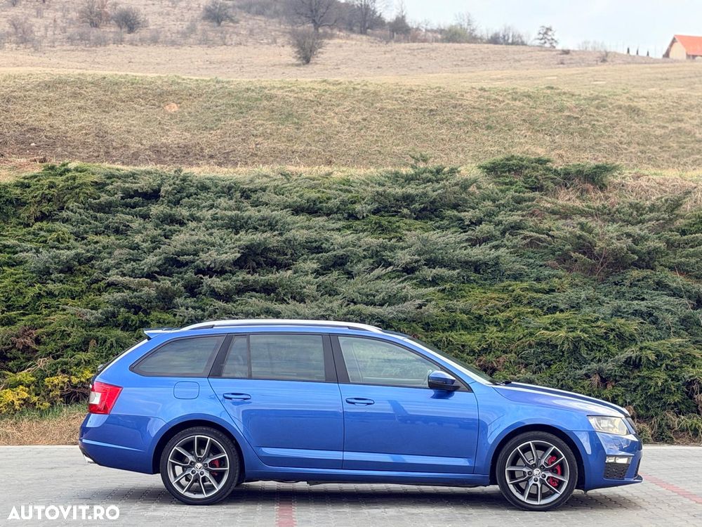 Skoda Octavia 2.0 TDI (Green tec) DSG RS - 9