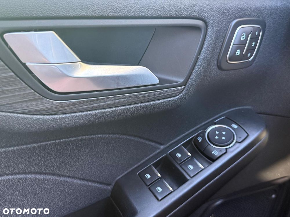 Ford Escape - 18