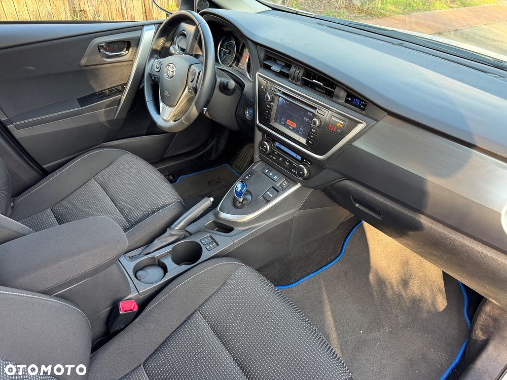 Toyota Auris - 17