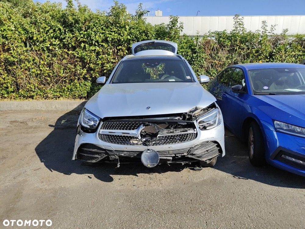 Mercedes-Benz GLC - 15