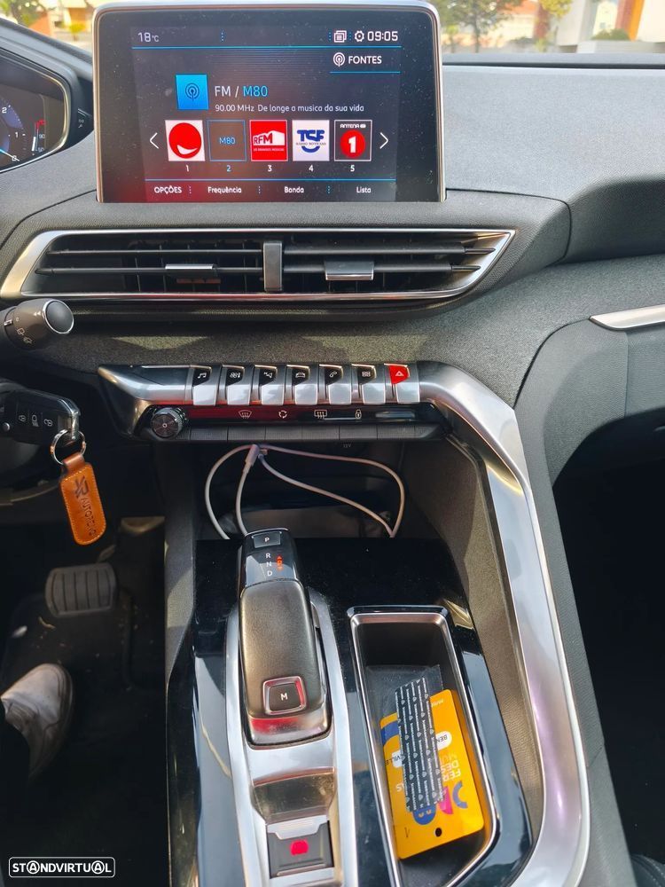 Peugeot 3008 1.5 BlueHDi Allure EAT8 - 4