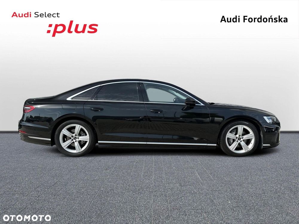 Audi A8 - 8