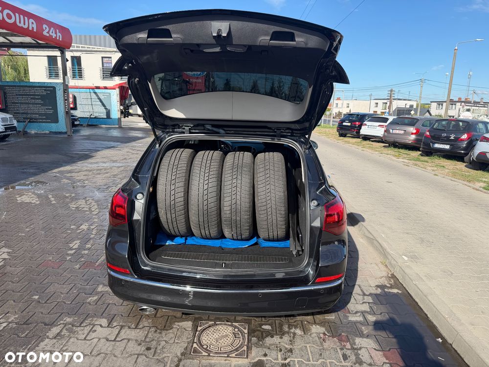Opel Astra 2.0 CDTI Exklusiv - 4