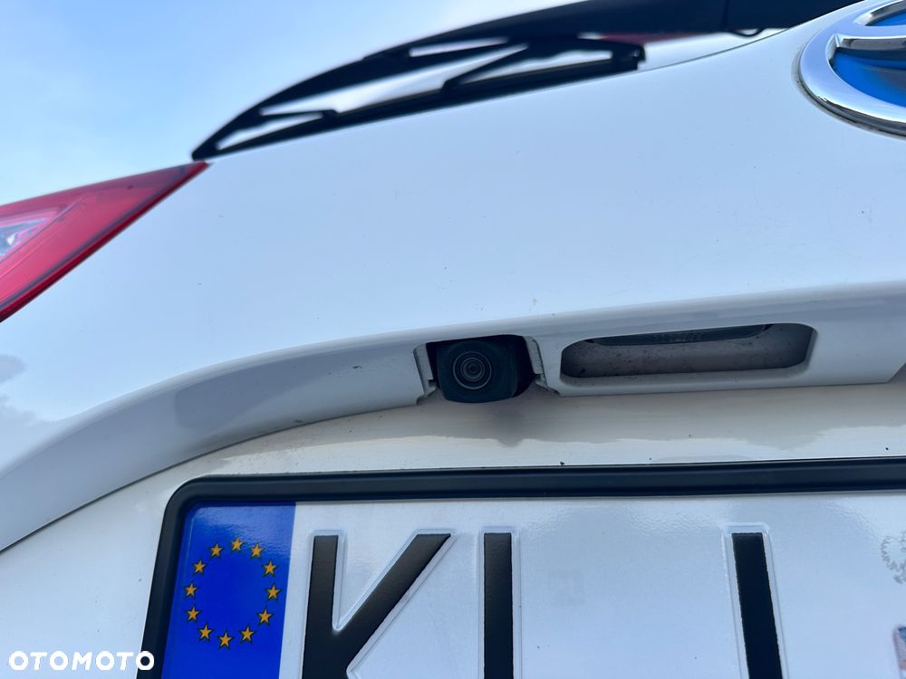 Toyota Yaris Hybrid 100 Premium EU6 - 29