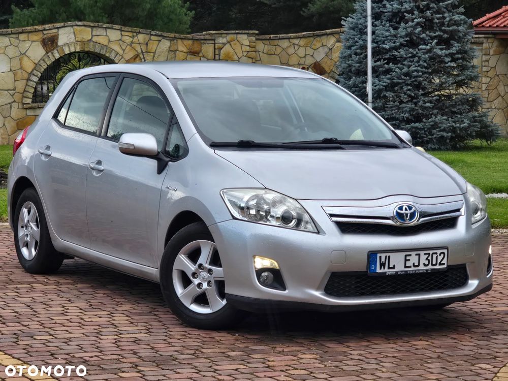 Toyota Auris 1.8 HSD Sol - 3