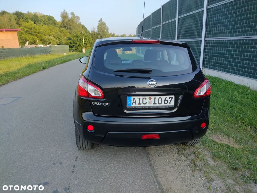 Nissan Qashqai 2.0 360 - 14