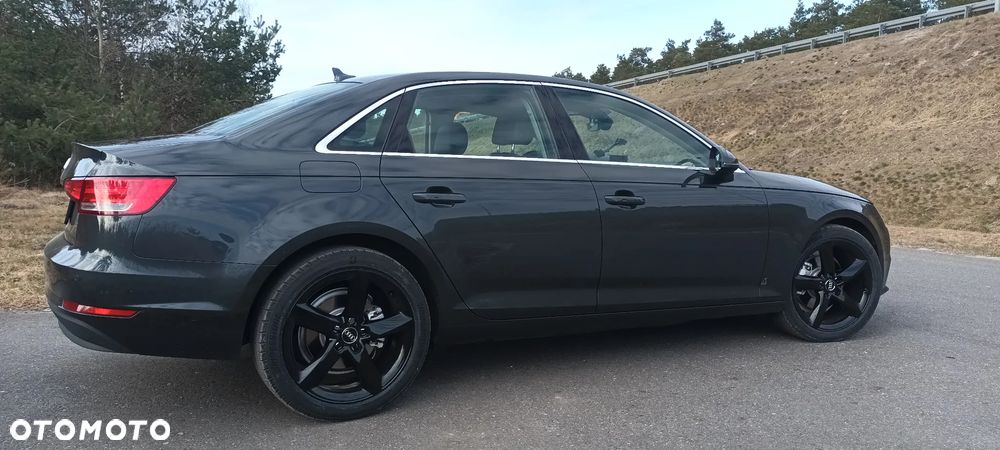 Audi A4 Limousine 2.0 TDI ultra DPF Attraction - 16