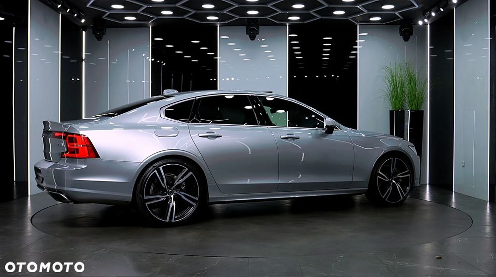 Volvo S90 B4 B R-Design - 10