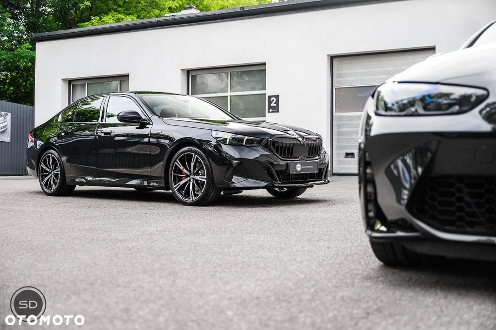 BMW Seria 5 520d xDrive mHEV M Sport Edition - 2