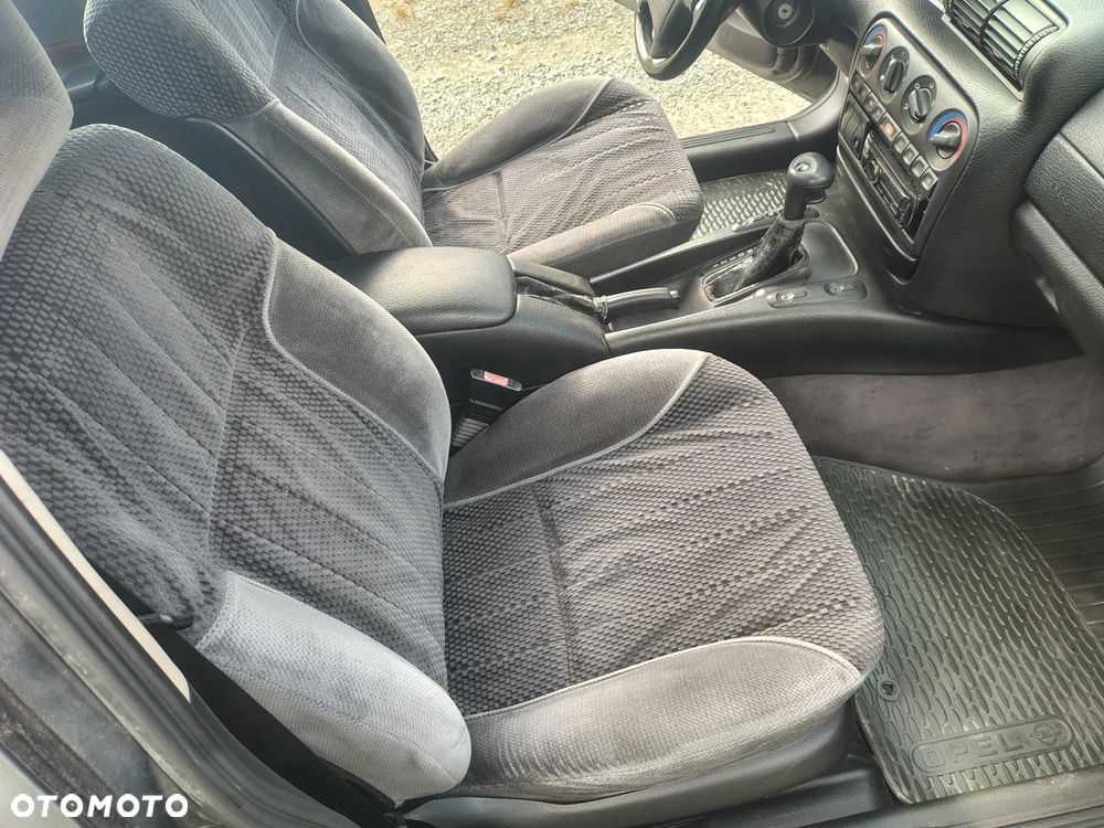 Opel Omega - 8