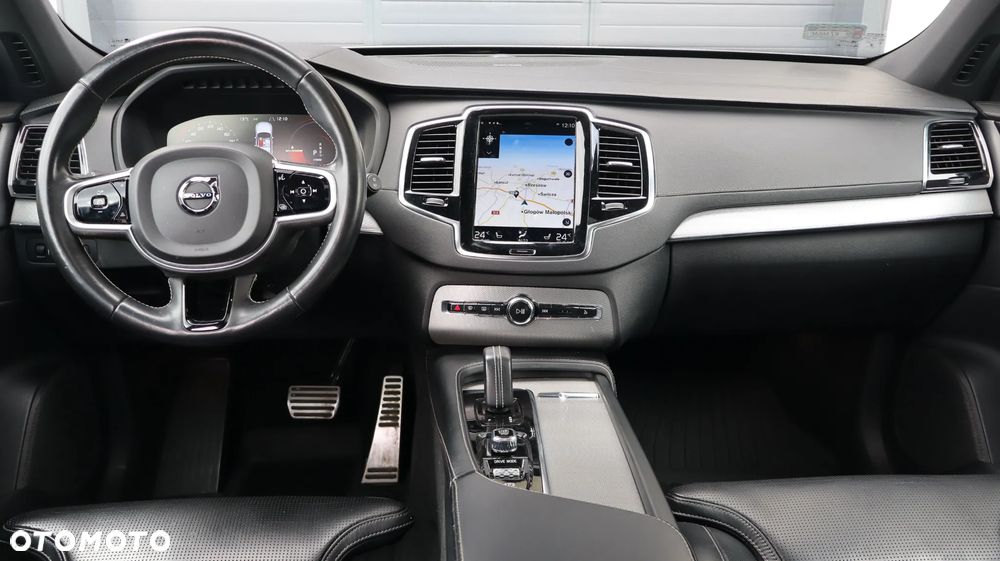 Volvo XC 90 T8 AWD Plug-In Hybrid R-Design 7os - 10