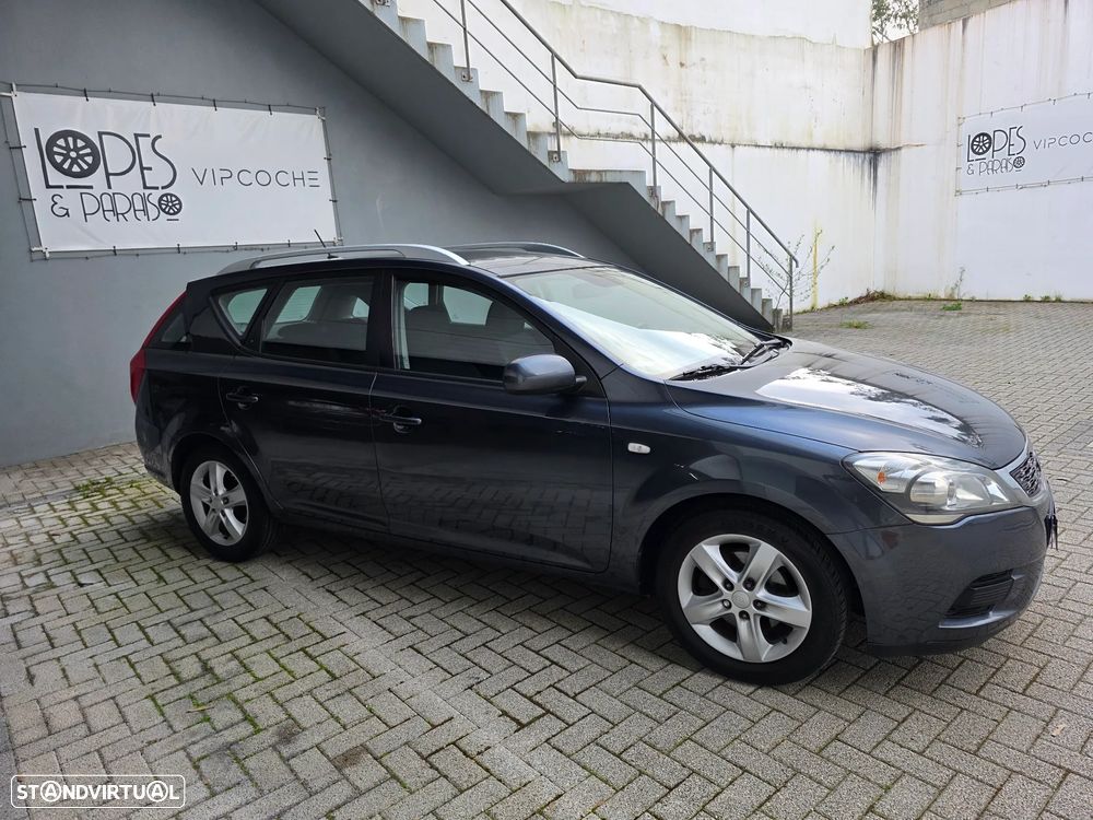 Kia Ceed SW 1.4 CVVT LX ISG - 11