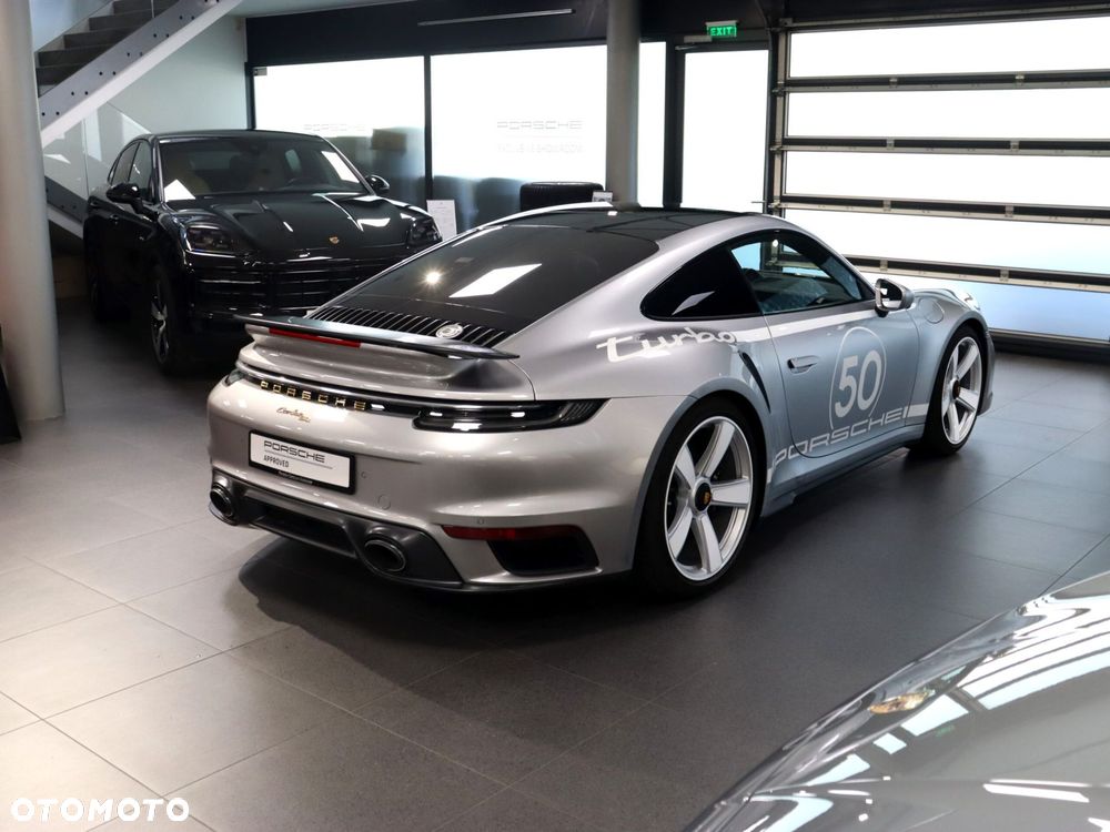 Porsche 911 Turbo 50 Years - 5