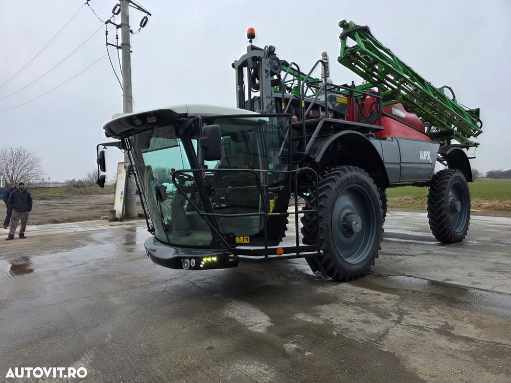 Seguip APX 4240 autopropulsată - 9