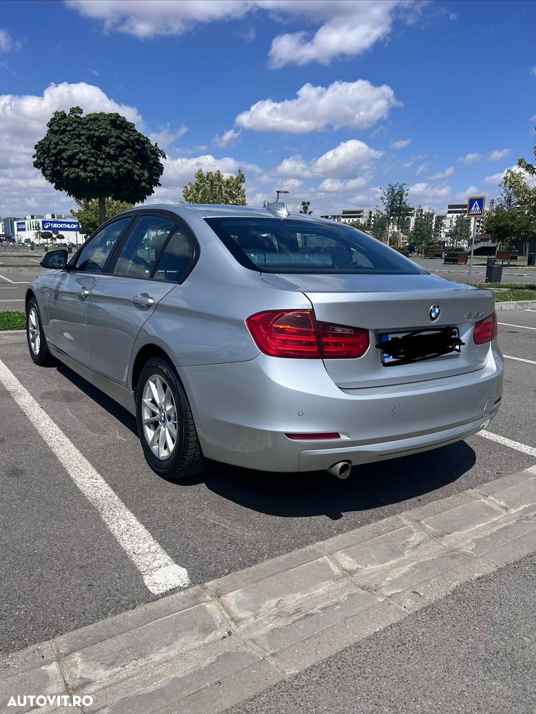 BMW Seria 3 316d - 11
