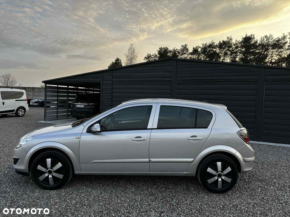 Opel Astra 1.6 NAVI - 8