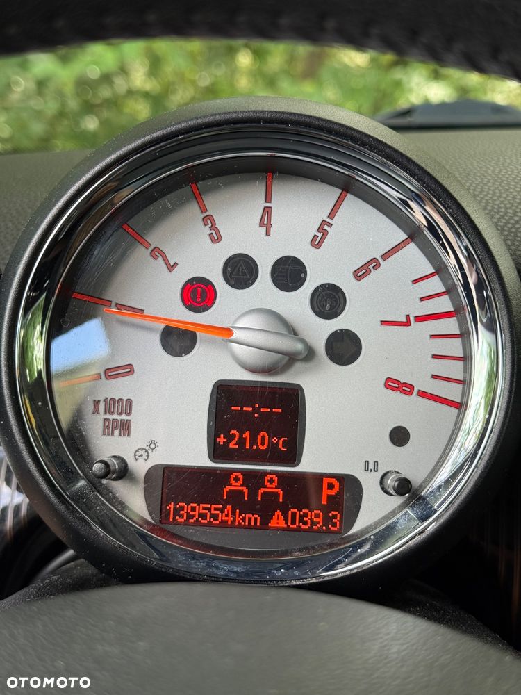 MINI Cooper 50 Mayfair - 15