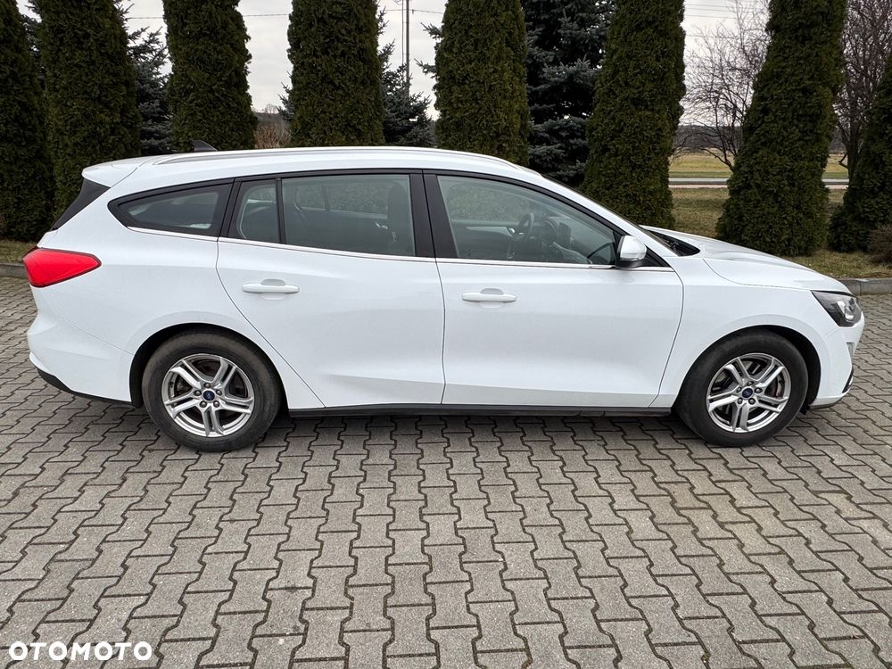 Ford Focus 1.0 EcoBoost Connected - 6
