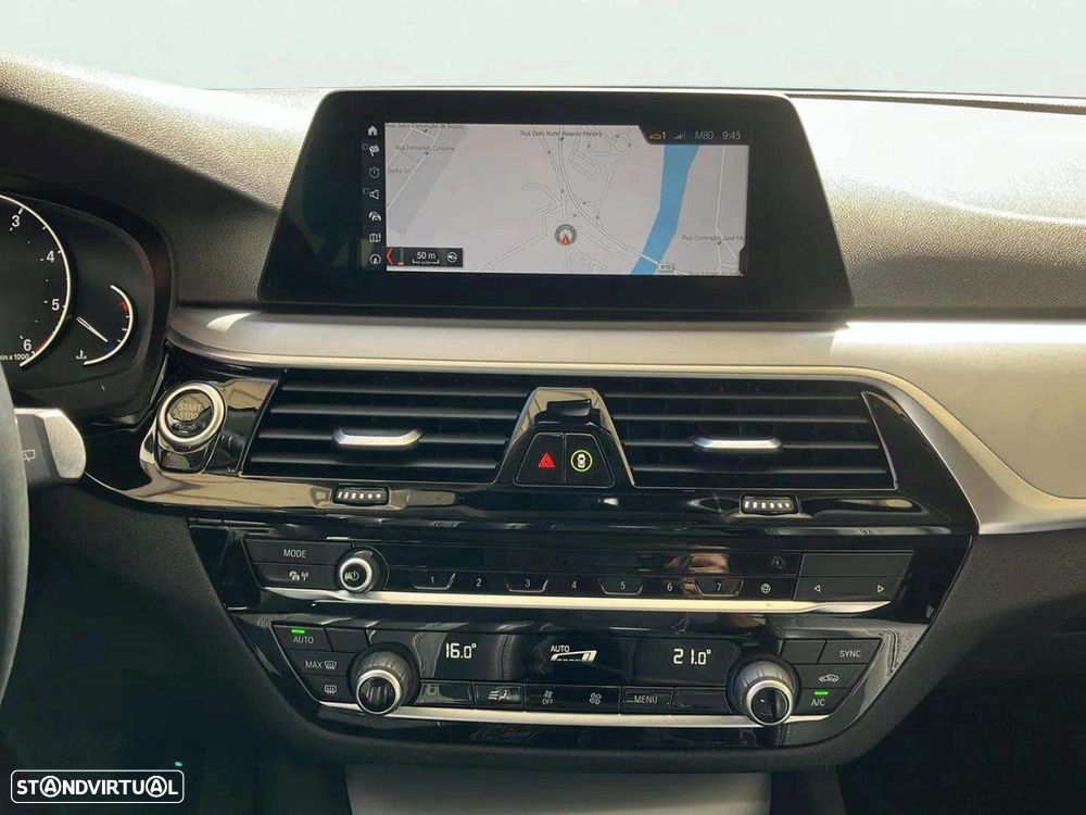 BMW 520 d Auto - 12