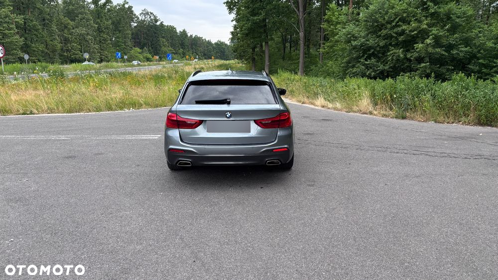 BMW Seria 5 520d xDrive M Sport sport - 9