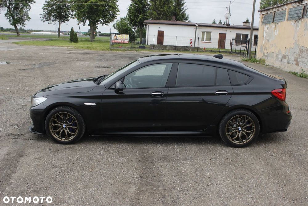 BMW 5GT 535i xDrive - 16